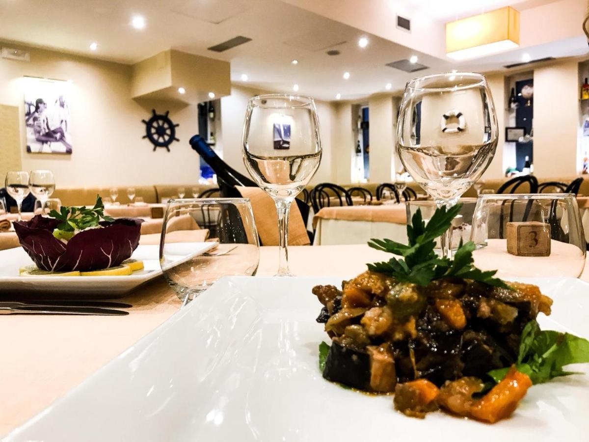 סן לאונה Hotel Costazzurra Museum & Spa מראה חיצוני תמונה