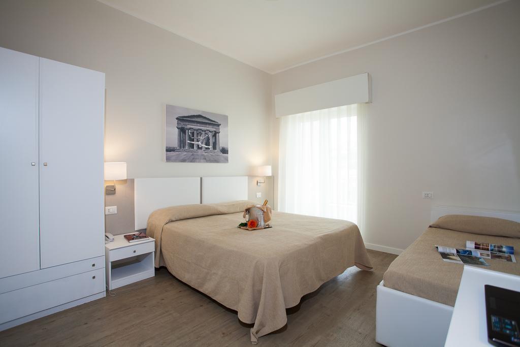 סן לאונה Hotel Costazzurra Museum & Spa מראה חיצוני תמונה